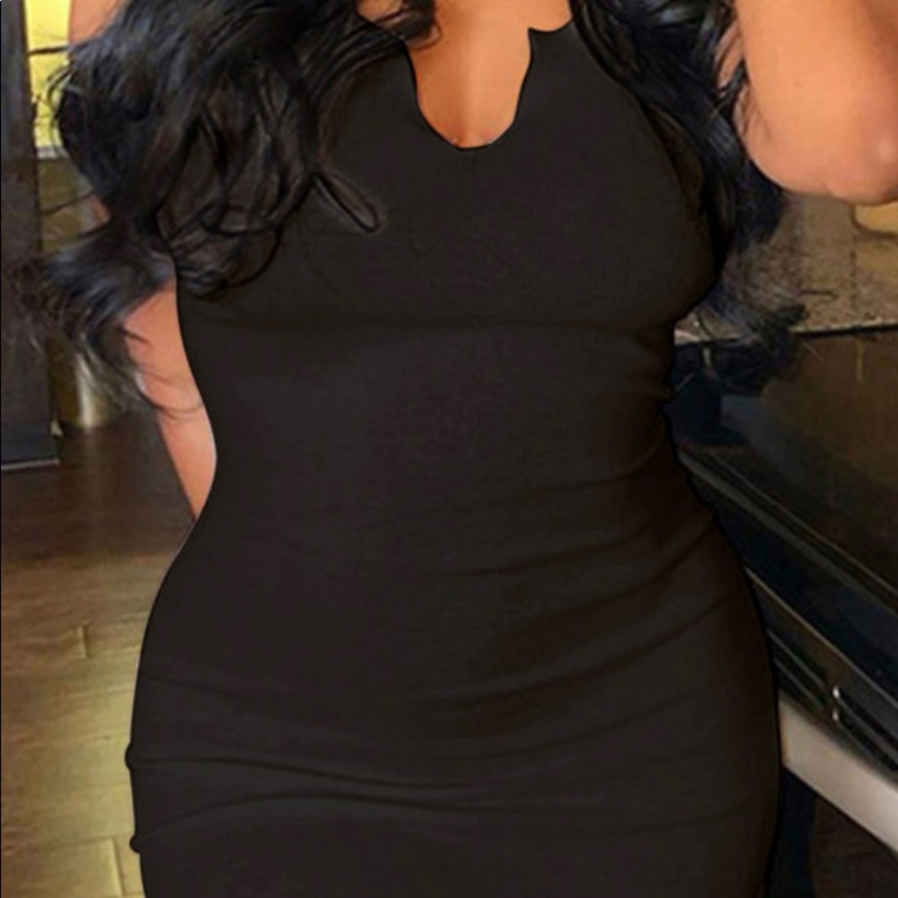 Black fitted dress